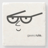 "Geeks Rule" Ein sonniges Gesicht mit einer Brille Steinuntersetzer (Vorderseite)