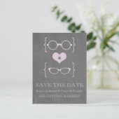 Geeky Glasses Chalkboard Save the Date Postkarte (Stehend Vorderseite)