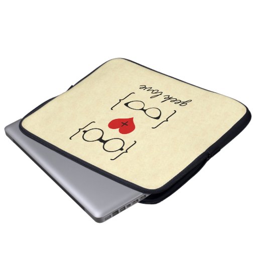 Geeky Glasses Electronics Sleeve (Vorne Knopf)