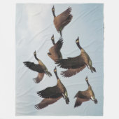 GEESE IN FLIGHT FLEECEDECKE (Vorderseite)