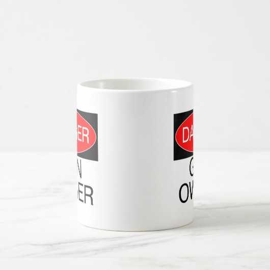 Gefahr - Gewehr-Inhaber-lustige T - Kaffeetasse (Mittel)