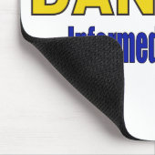 GEFAHR! informierter Wähler Mousepad (Ecke)