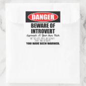 Gefahr Vorsicht vor dem Introvert-Zeichen Quadratischer Aufkleber (Tasche)