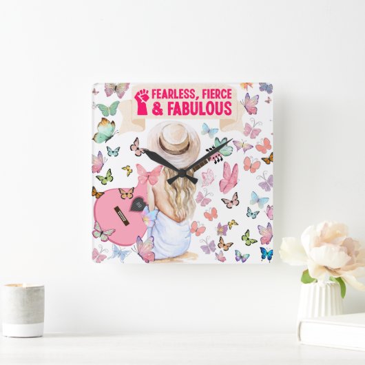 GEFÄHRDET, FIERCE UND FABULOUS SWIFT WALL CLOCK QUADRATISCHE WANDUHR (Zuhause)