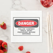 Gefährdung durch Platzbegrenzung Serviette (Beispiel)