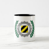 Gefahrenlaboruniversität von Cryptozoology Zweifarbige Tasse (Mittel)