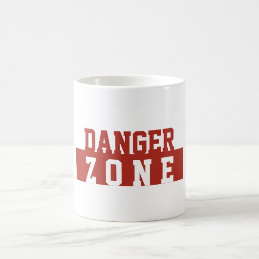 Gefahrenzone / Minimalistisches modernes schlichte Kaffeetasse (Mittel)
