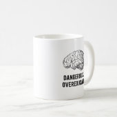 gefährlich overeducated kaffeetasse (VorderseiteRechts)