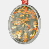 Gefallene Blätter im Regen Thunder_Cove Ornament Aus Metall (Links)