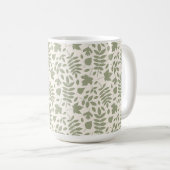 Gefallene Blätter Muster grün auf Creme Kaffeetasse (VorderseiteRechts)