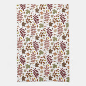 Gefallene Blätter Muster-Herbstfarben auf Weiß Geschirrtuch (Vertikal)