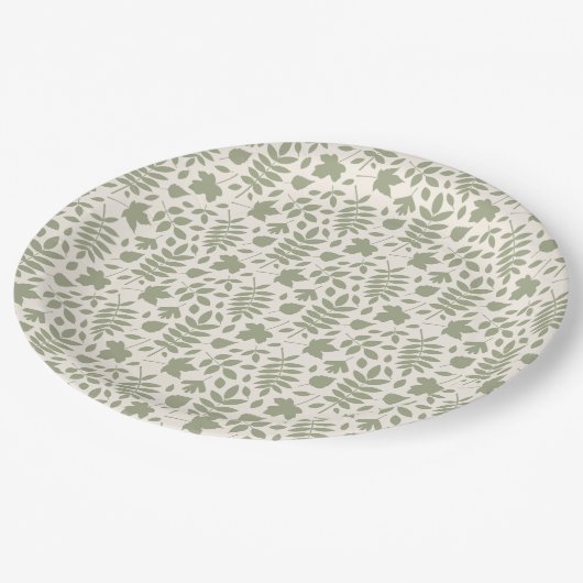 Gefallene Blätter Rpt Muster grün auf Cream Pappteller (Schrägansicht)