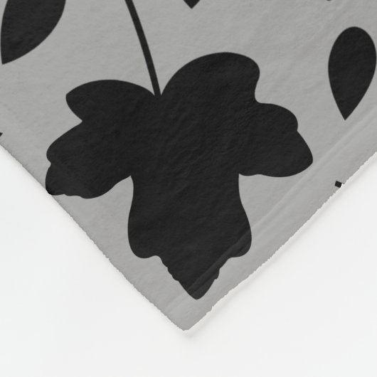 Gefallene Blätter Rpt Pattern Schwarz auf Grau Fleecedecke (Ecke)