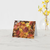 Gefallene Blätter Verschiedene Farben Karte (Gelbe Blume)