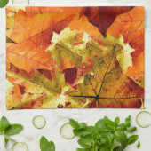 Gefallene Herbstleaves Geschirrtuch (Gefaltet)