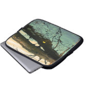 Gefallener Baum im Wasser stilisiert Laptopschutzhülle (Vorne Knopf)
