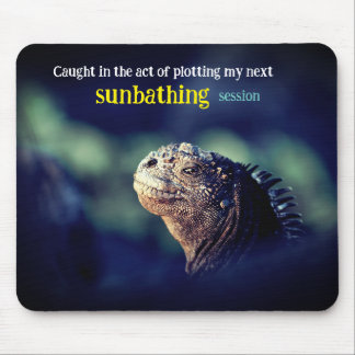 Gefangen in der Tat Marine-Leguana Mousepad