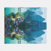 Gefangen in Serenity - Karst River Valley Blanket Fleecedecke (Vorderseite (Horizontal))