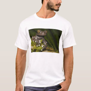 Gefangener Tapichalaca-Laubfrosch Hyloscirtus 3 T-Shirt