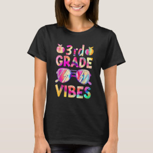 Gefärbte Krawatte 3. Klasse Vibes Lehrer erster Ta T-Shirt