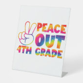 Gefärbte Krawatte der vierten Klasse Sockelschild (Vorderseite)