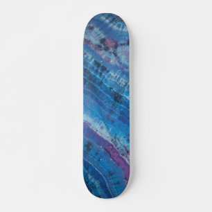 Gefärbte Krawatte des Weltraums Skateboard