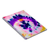 Gefärbte Krawatte drehen. Rainbow Fabric Gefärbte  Notizblock (Rechte Seite)