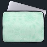 Gefärbte Krawatte | Pastell Minze Green Monogram Laptopschutzhülle<br><div class="desc">Eine einfache gefärbte Krawatte mit einer sanften, pastellfarbenen und grünen Farbpalette. Das perfekte Trend Geschenk oder Accessoire kann einfach mit Ihrem Namen, Initialen, Monogramm, Hashtag oder Slogan angepasst werden! Krawatte-Dye macht gerade ein großes Comeback und ist offiziell der größte Trend des Jahres! Wir denken, Krawatte-Färbung ist völlig krass und der...</div>