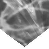 GEFÄRBTE KRAWATTE SCHWARZ-WEISS TISCHDECKE (Schrägansicht)