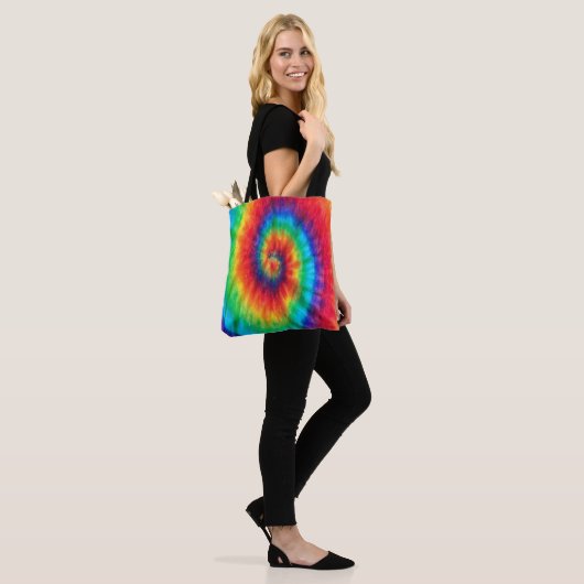gefärbte Krawatte Tasche (Am Model)