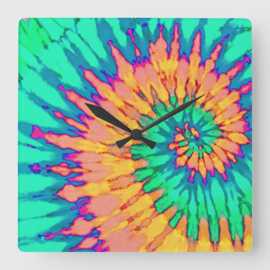 Gefärbte Krawatte-Uhr für grün und orange Spirale Quadratische Wanduhr (Vorderseite)