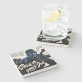 Gefechtsfeldangriff amerikanischer Krieger Steinuntersetzer (Seitenansicht)