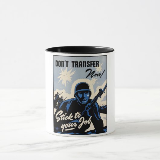 Gefechtsfeldangriff amerikanischer Krieger Tasse (Zentrum)