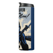 Gefechtsfeldangriff amerikanischer Krieger Thermosbecher (Nach rechts gedreht)