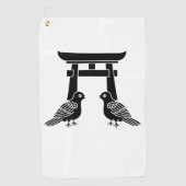 Gefechtstauben und Torii Golfhandtuch (Vorderseite)