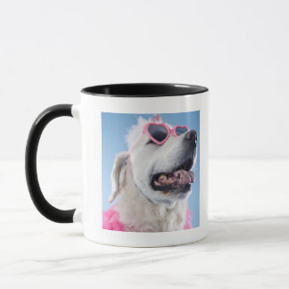 Geformte Klassen des Hundetragende Herzens und Tasse