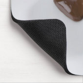 Geformte Pralinen des Herzens auf einer Platte Mousepad (Ecke)