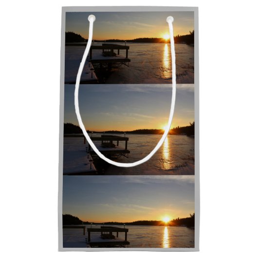 Gefrorene Reflexion Kleine Geschenktüte (Vorderseite)