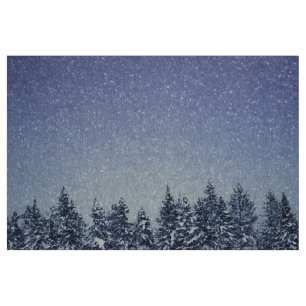 Gefrorene Schnee-Winter-Waldszene Stoff
