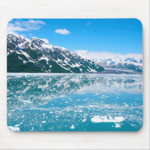 Gefrorener blauer See Mousepad