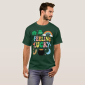 Gefühl Lucky St Patricks Day Charm Irish Kleeblatt T-Shirt (Vorne ganz)