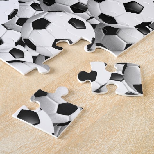 Gefüllt mit Fußbällen Puzzle (Seite)