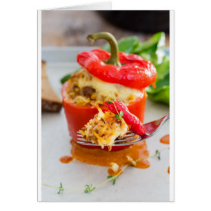 Gefüllte Paprikaschoten mit Fleischsoße und Käse
