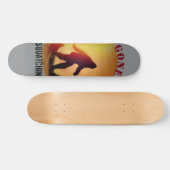 Gegangene Squatchin Sonnenuntergang-Silhouette Skateboard (Horizontal)