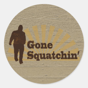 Gegangenes Squatchin lustiger Bigfoot Sasquatch Runder Aufkleber