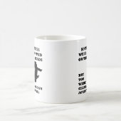 Gegen einen Mauerfaulpelz geworfen Kaffeetasse (Mittel)