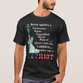 Gegen einen TRAITOR zu sein, macht dich nicht zum  T-Shirt (Vorderseite)