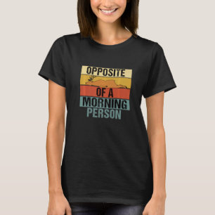 Gegenüber einem Hirschrücklauf T-Shirt