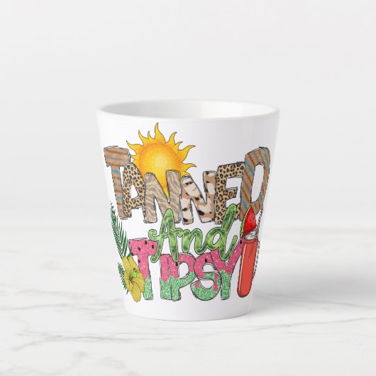 Gegerbt und Tipsy | Fun Summer Party Design Milchtasse (Vorderseite)