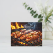 Gegrillte Bratwurst-Würstchen BBQ Postkarte (Stehend Vorderseite)